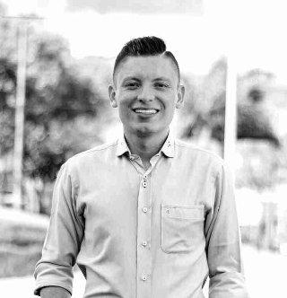 LO QUE SIENTO DEL HOMENAJE A DON EVENCIO CARDONA CONSTRUCTOR DE SUEÑOS, GUARDIÁN DE MEMORIAS.