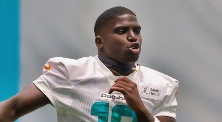 Tyreek Hill Trade Rumors Are About To Heat Up To A Whole New Level