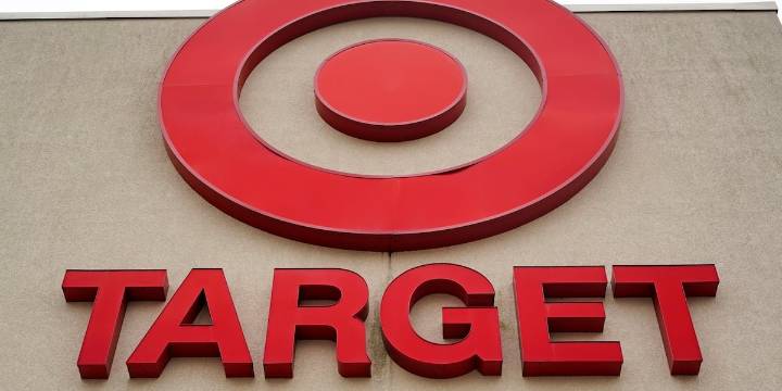 Target CEO to step down in February as sales plunge