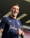Oliver Sonne feliz de anotar su primer gol por el Burnley que clasificó a siguiente fase de la Carabao Cup