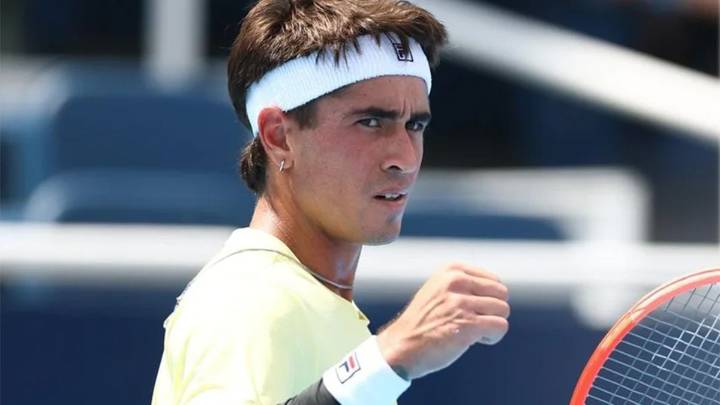 Francisco Comesaña logra una épica remontada y avanza a octavos en Cincinnati