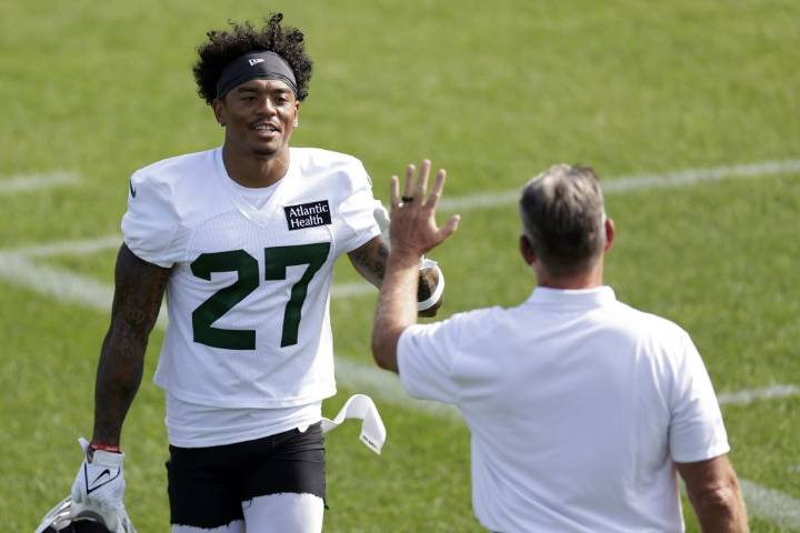 Jets and Giants rosters remain fluid after mandatory 53