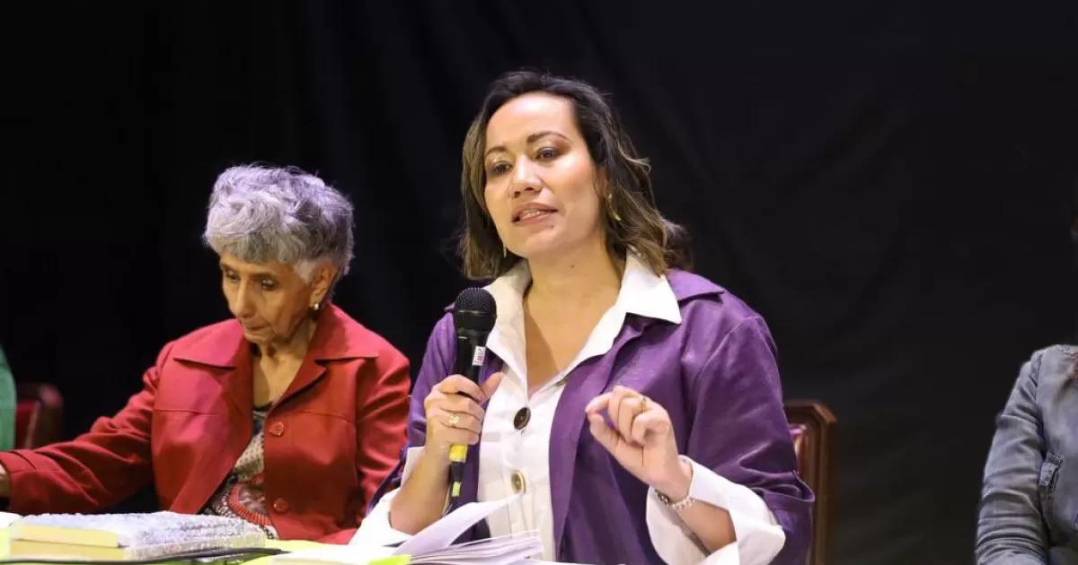 ¿Debe Carolina Corcho bajarse para ser fórmula de Iván Cepeda? Propuesta genera debate