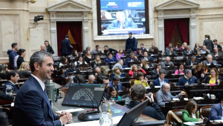 Impuesto al combustible: El Gobierno presentó una nueva propuesta para romper el frente de los 24 gobernadores