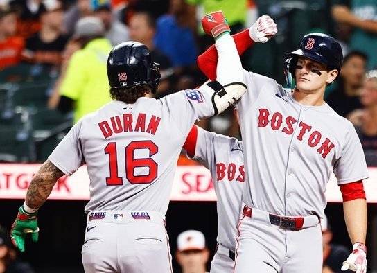 Jarren Durán hizo ganar a Medias Rojas
