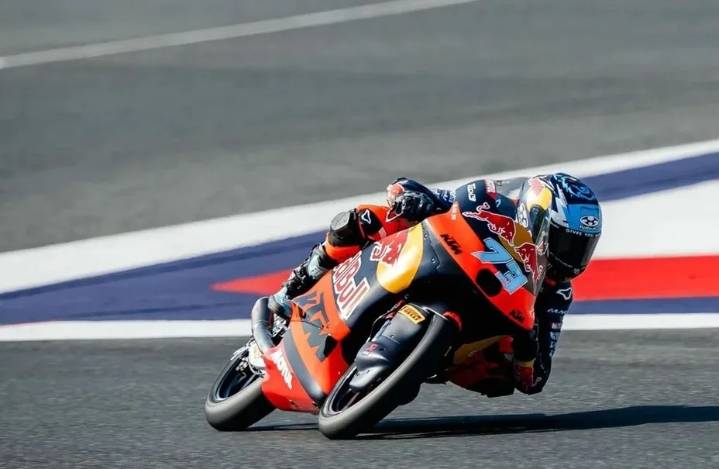 Moto3: histórica pole del argentino Valentín Perrone en el Gran Premio de Austria