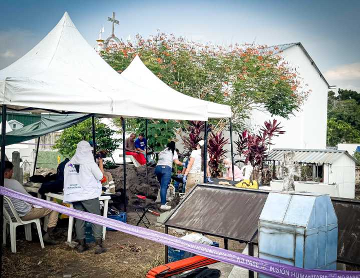 Ocho cuerpos no identificados fueron recuperados por la UBPD en el cementerio de Monterrey