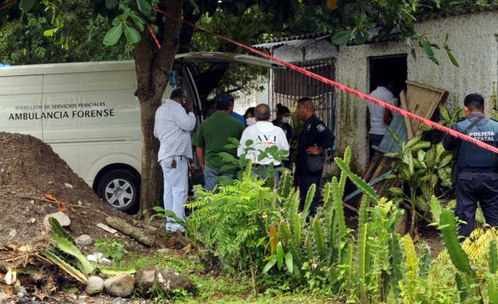 Encuentran 3 cuerpos desmembrados en una carretera de Veracruz