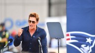 NFL eases restrictions on Tom Brady's role as Fox Sports analyst