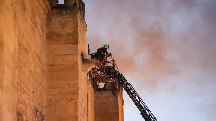 Tercer incendio en la Mezquita de Córdoba en su milenaria historia