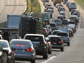 Alberta's new auto insurance system lacks clarity on whether or not there will be cost savings: experts