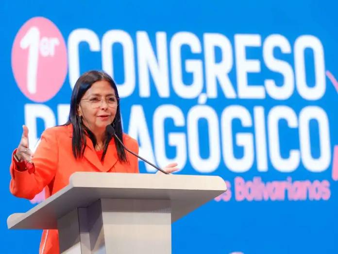 Vicepresidenta Rodríguez: La educación enfrenta grandes desafíos
