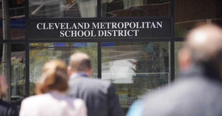 Big decisions loom for Cleveland schools as classes begin