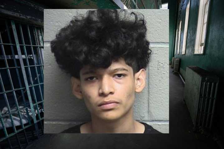 Presentan cargos por asesinato contra joven en Durham