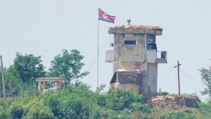 Corea del Sur realiza disparos de advertencia tras incursión de tropas