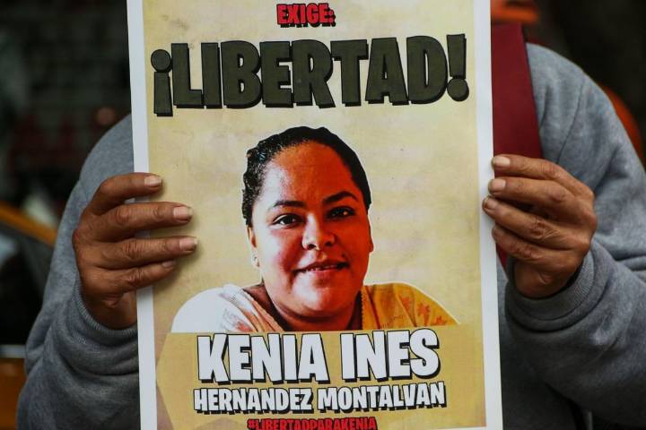 "Falta de interés" de autoridades para liberación de mi madre: hijo de Kenia Hernández