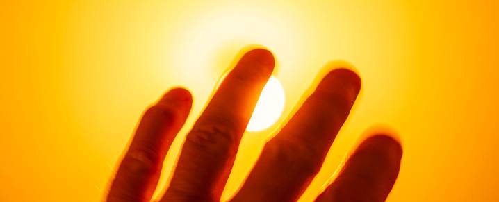 Heat Waves Can Accelerate Aging as Much as Smoking or Drinking, Study Shows