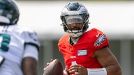 Jalen Hurts habla de la nueva temporada