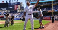 Mariano Rivera tears Achilles in Yankees Old-Timers' Day game and needs surgery