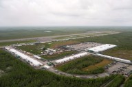 Una jueza ordena desmantelar el centro migratorio "Alligator Alcatraz" dentro de 60 días