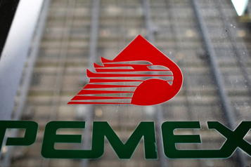Niega Pemex desabasto de gasolina