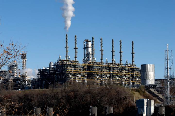 Pennsylvania Lured Shell to the State With a $1.65 Billion Tax Break. Now the Company Wants to Sell Its Plant
