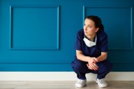Dear Annie: Mom tries everything to help doctor-in-training daughter to succeed, care for her children