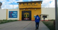 INPE y PNP controlan motín en penal de Cajamarca tras tomar de rehenes a dos agentes de seguridad