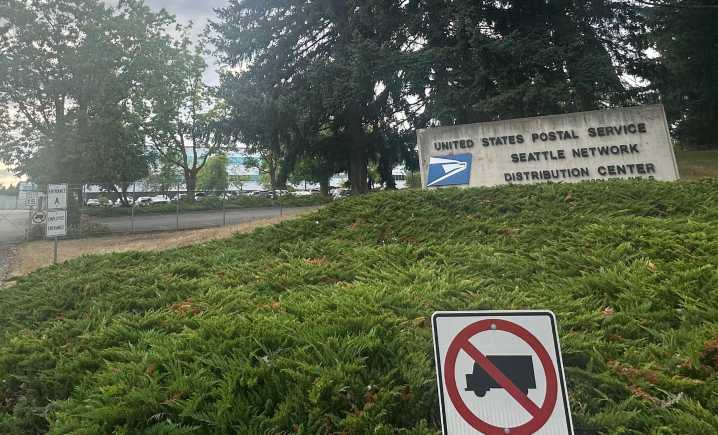 Federal Way USPS mailing center fined $33K for waste violations