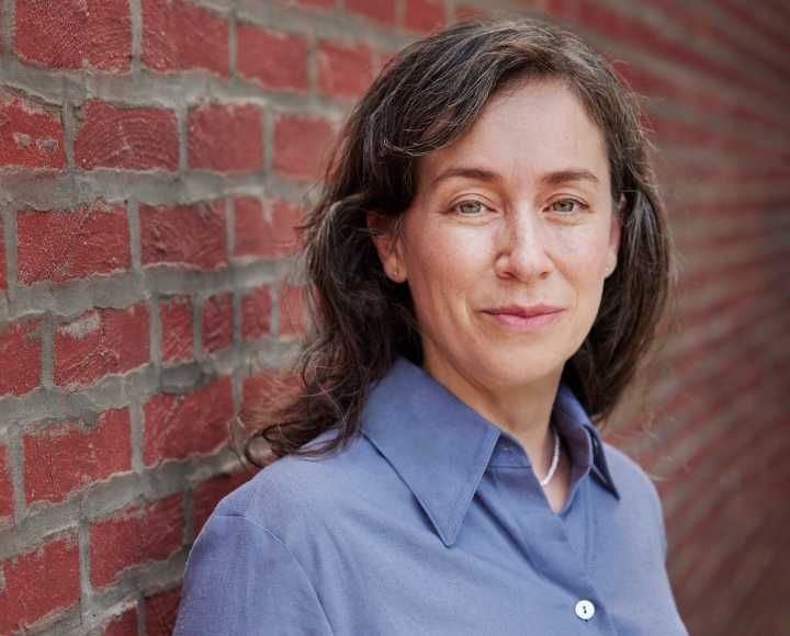 Effie Phillips-Staley candidata por el Distrito 17 lanza sitio en español