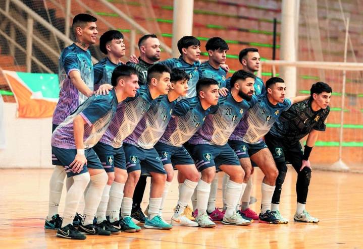 Luz y Fuerza empató y depende de sí mismo para llegar a semis