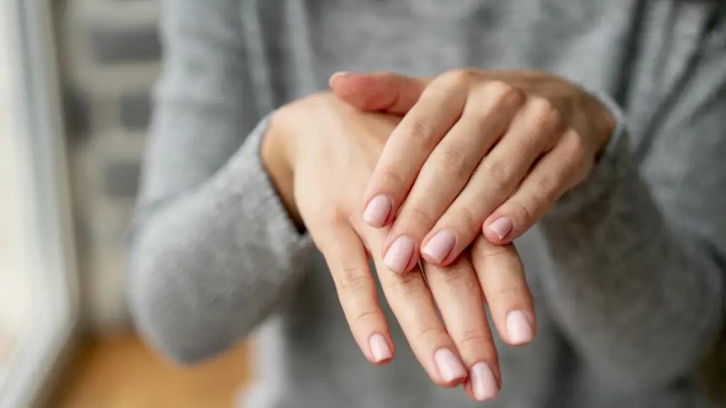 Claves para Evitar la Infección: Consejos Fundamentales para Prevenir los Hongos en las Uñas