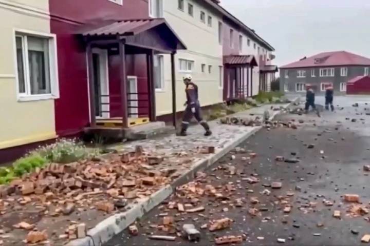 Terremoto de 7.8 en Rusia genera alerta de tsunami