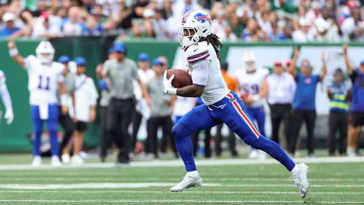 Bills enjoy an easy day during 30