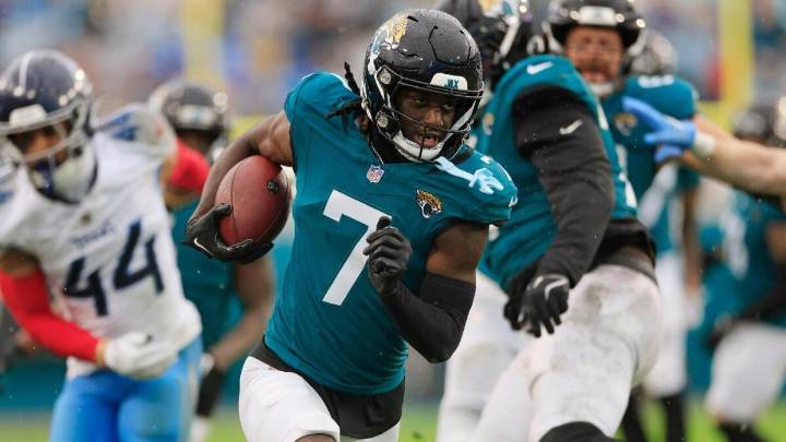 Fantasy Football 2025 Week 1 Non-PPR Cheat Sheet: Player ratings to guide your toughest lineup calls