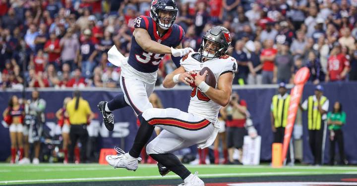 Monday Night Football live discussion: Bucs at Texans, Chargers at Raiders