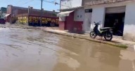 (Vídeo) Vecinos denuncian mega fuga de aguas negras en Avenida Juárez