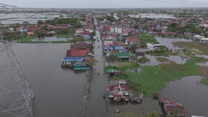 Super Typhoon Ragasa leaves towns flooded in the Philippines