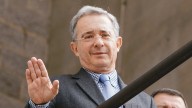 Expresidente Álvaro Uribe volvería al Senado en el 2026; Centro Democrático confirmó que es el único candidato fijo