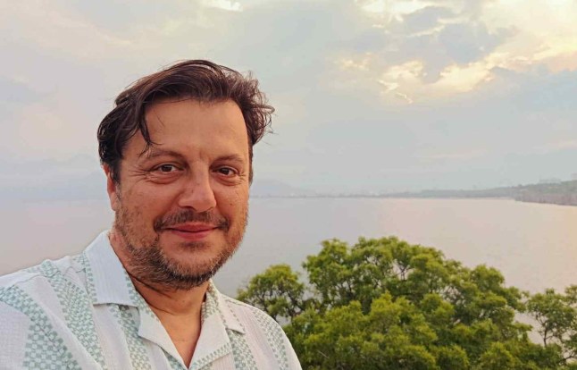 ‘I tackled someone shouting about a bomb on my EasyJet flight