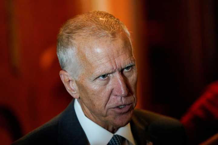 'It’s dubious': Republican senators defy Trump in war on Fed official