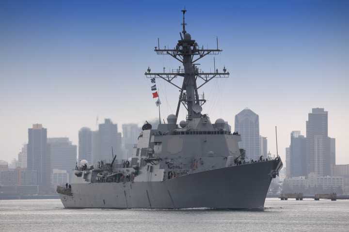 ¿Invadirá la fuerza naval de Trump a Venezuela?