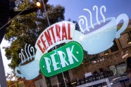 Iconic 'Friends' Coffeehouse to Receive Permanent New York Location