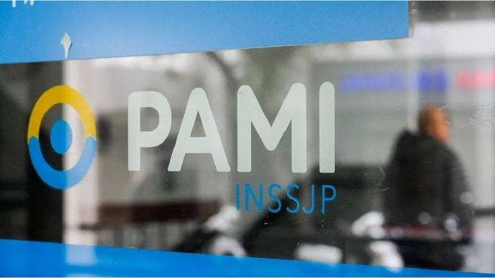 Por un fallo judicial, el PAMI deberá volver a entregar medicamentos gratis a jubilados de CABA