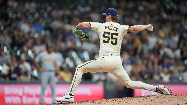Brewers reliever Shelby Miller to 60-day IL with sprained elbow