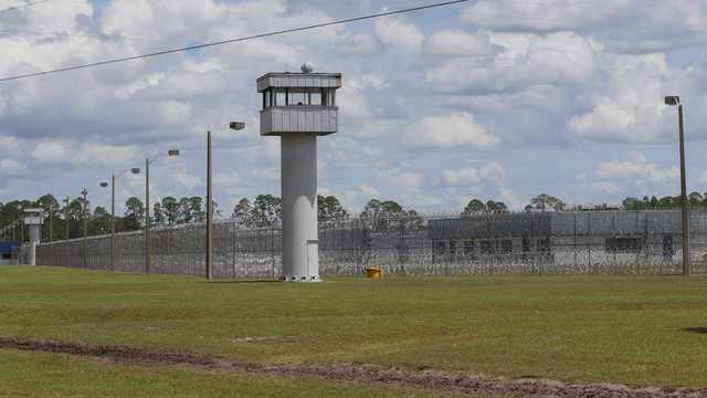 Immigrant detention site 'Deportation Depot' now open in Florida