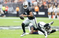 Raiders' Pete Carroll stands by Geno Smith despite costly interceptions