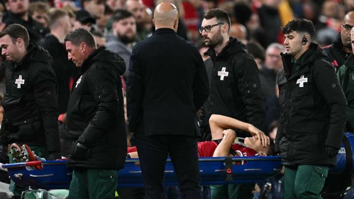 Liverpool's Leoni vows to return from injury as soon as possible