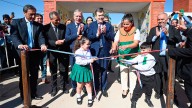 Zamora inauguró un jardín de infantes y entregó viviendas sociales en Pinto