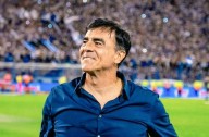 Acuerdo de palabra con Quinteros y debutaría en el clásico ante Racing